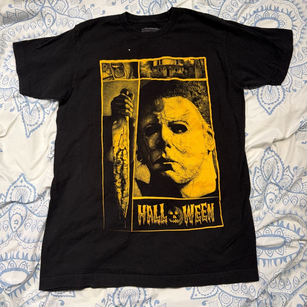 Halloween shirt medium